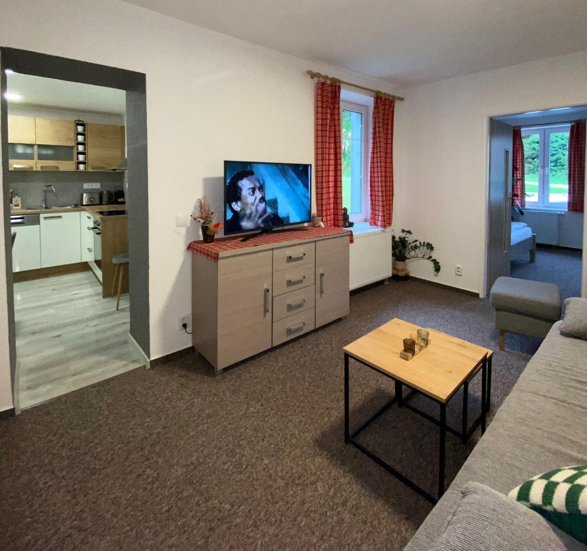 Apartman Pod Vlekem ฮอร์นีมาลาอูปา ภายนอก รูปภาพ